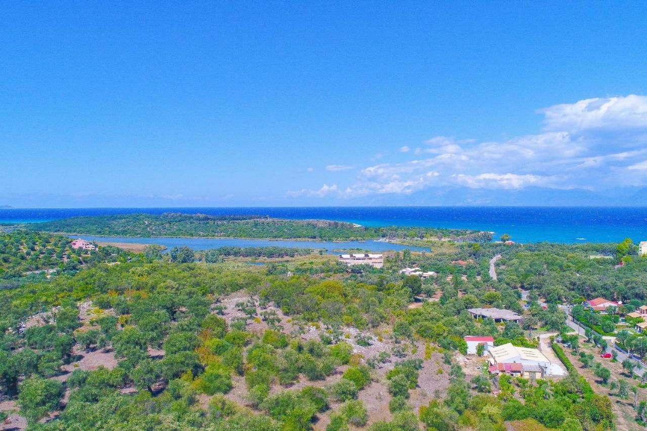 Villa Lianolia Peritheia 外观 照片