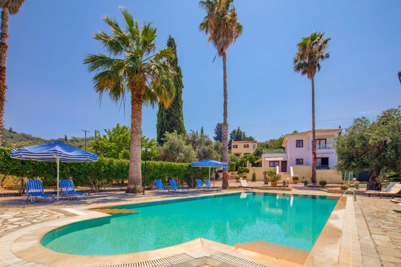 Villa Lianolia Peritheia 外观 照片