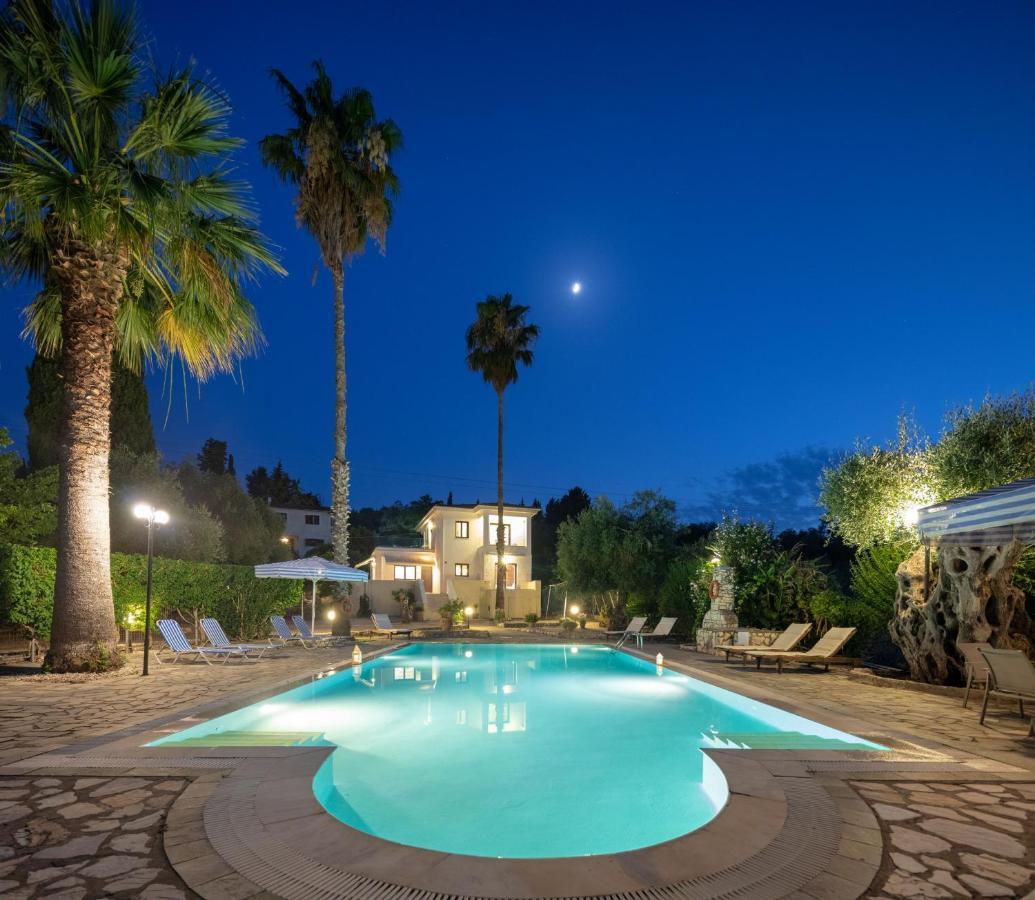 Villa Lianolia Peritheia 外观 照片