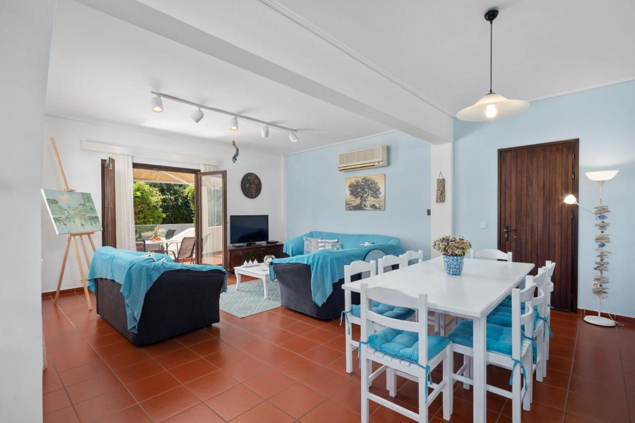 Villa Lianolia Peritheia 外观 照片