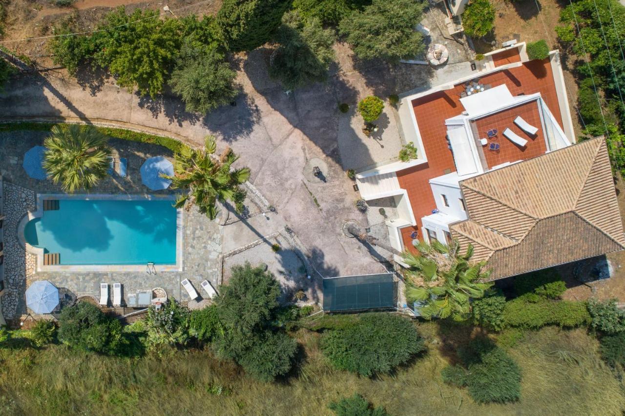 Villa Lianolia Peritheia 外观 照片